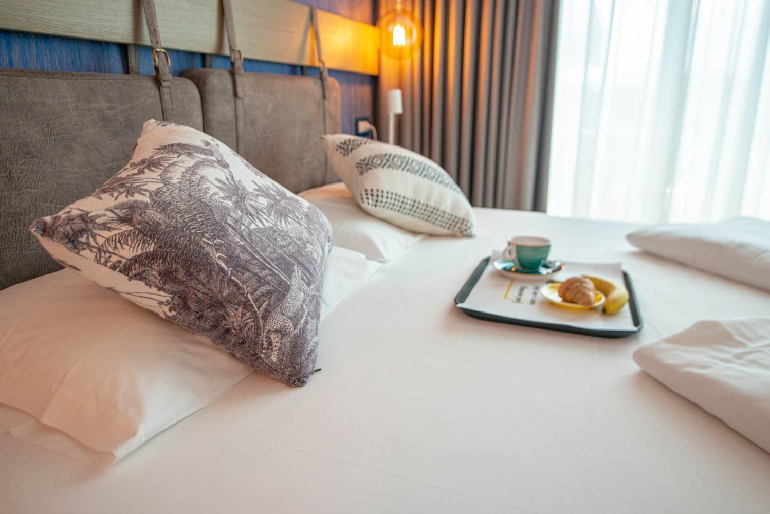 Glocal Torbole Hotell Torbole Sul Garda Eksteriør bilde