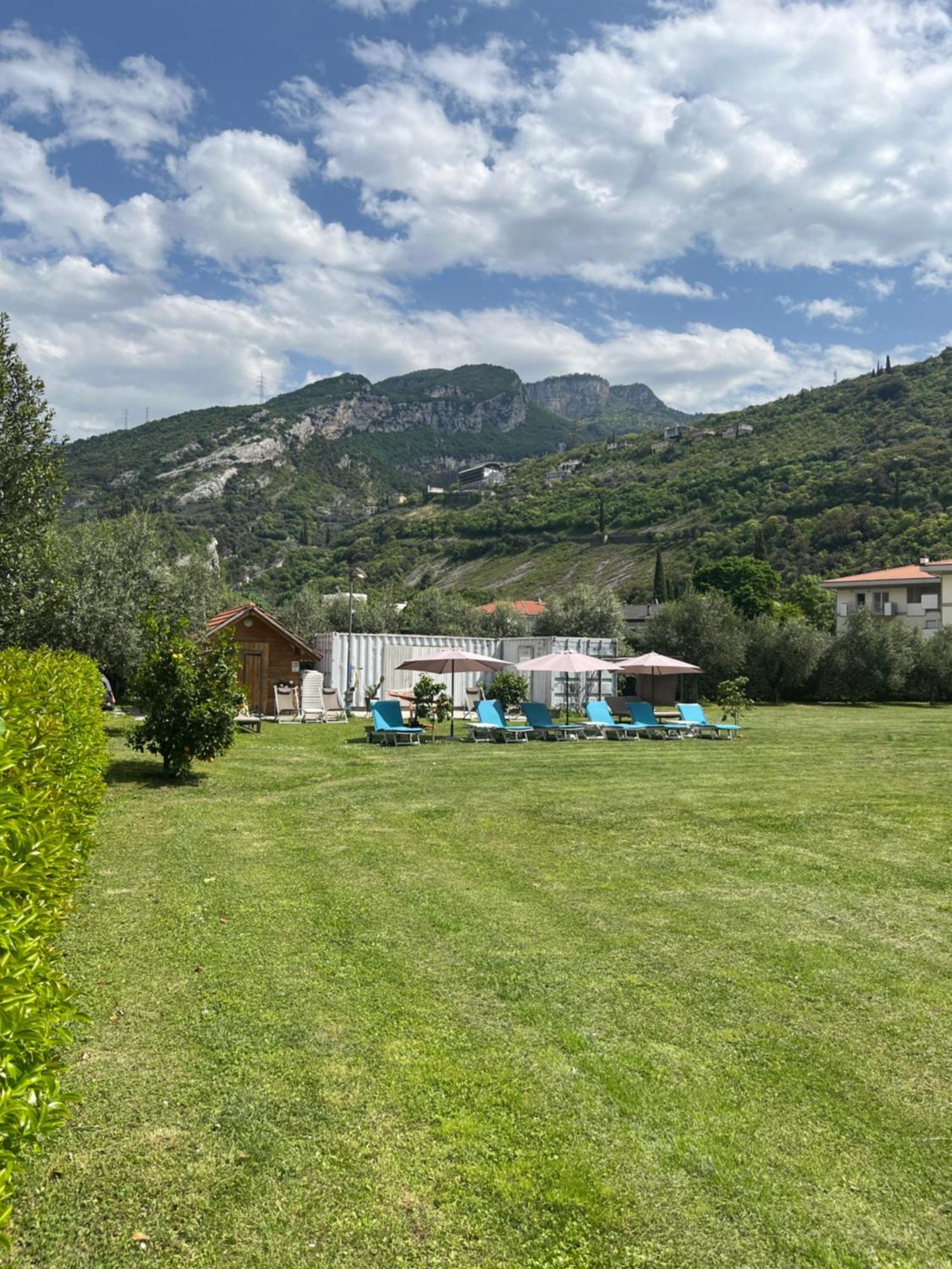 Glocal Torbole Hotell Torbole Sul Garda Eksteriør bilde